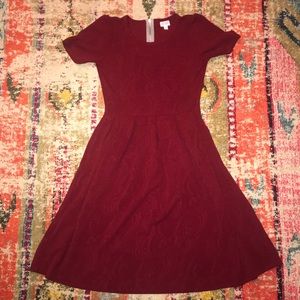 Lularoe Amelia burgundy dress